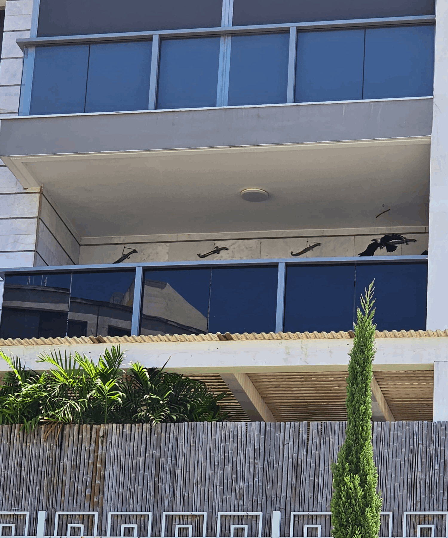 ציפוי חלונות אנטי סאן למרפסת