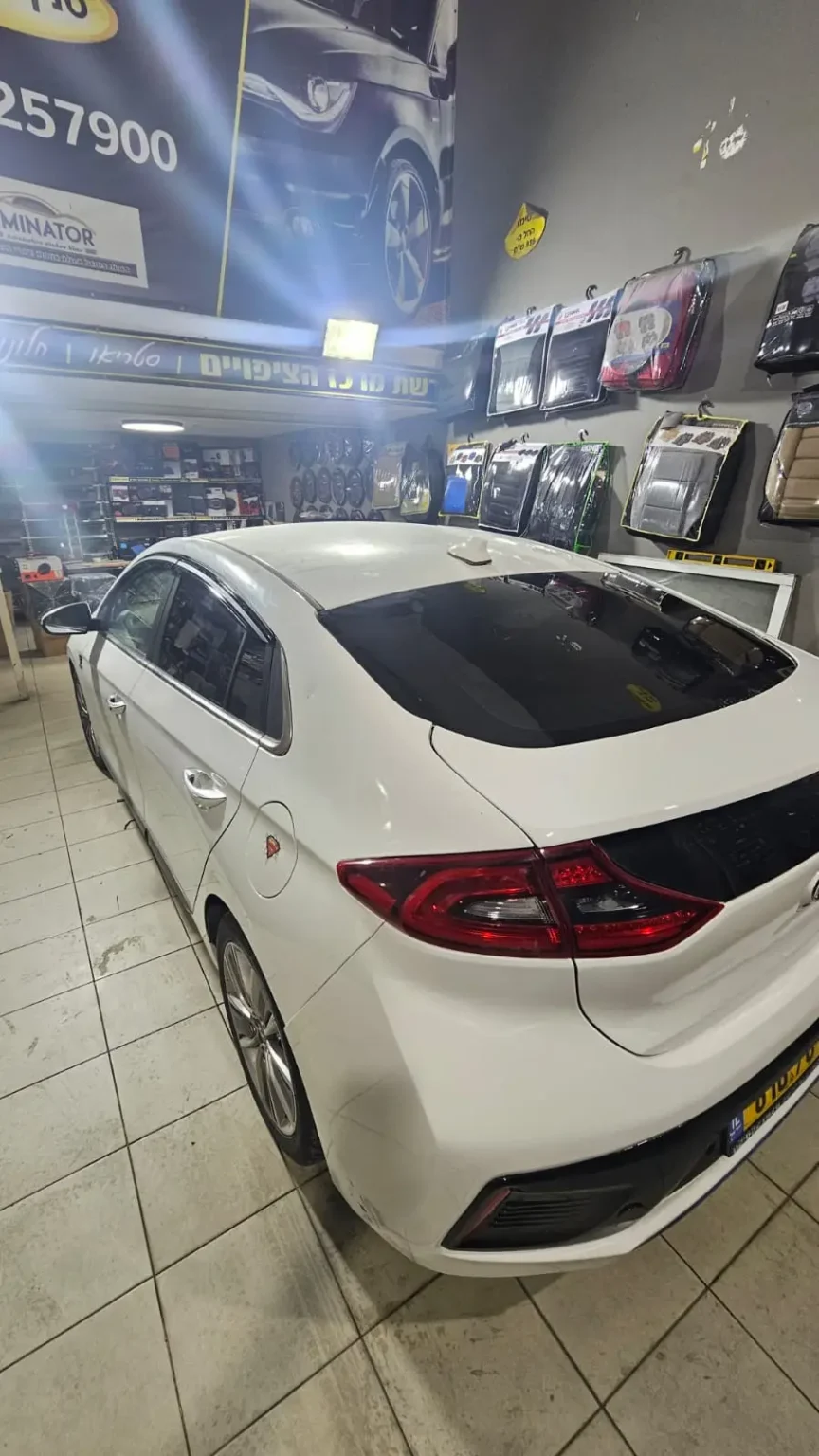 WhatsApp Image 2025-12-10 at 21.28.21